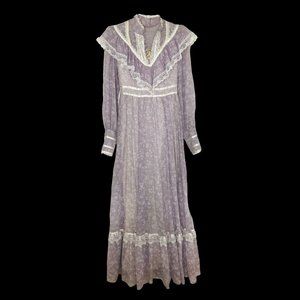 1970's Vintage Gunne Sax